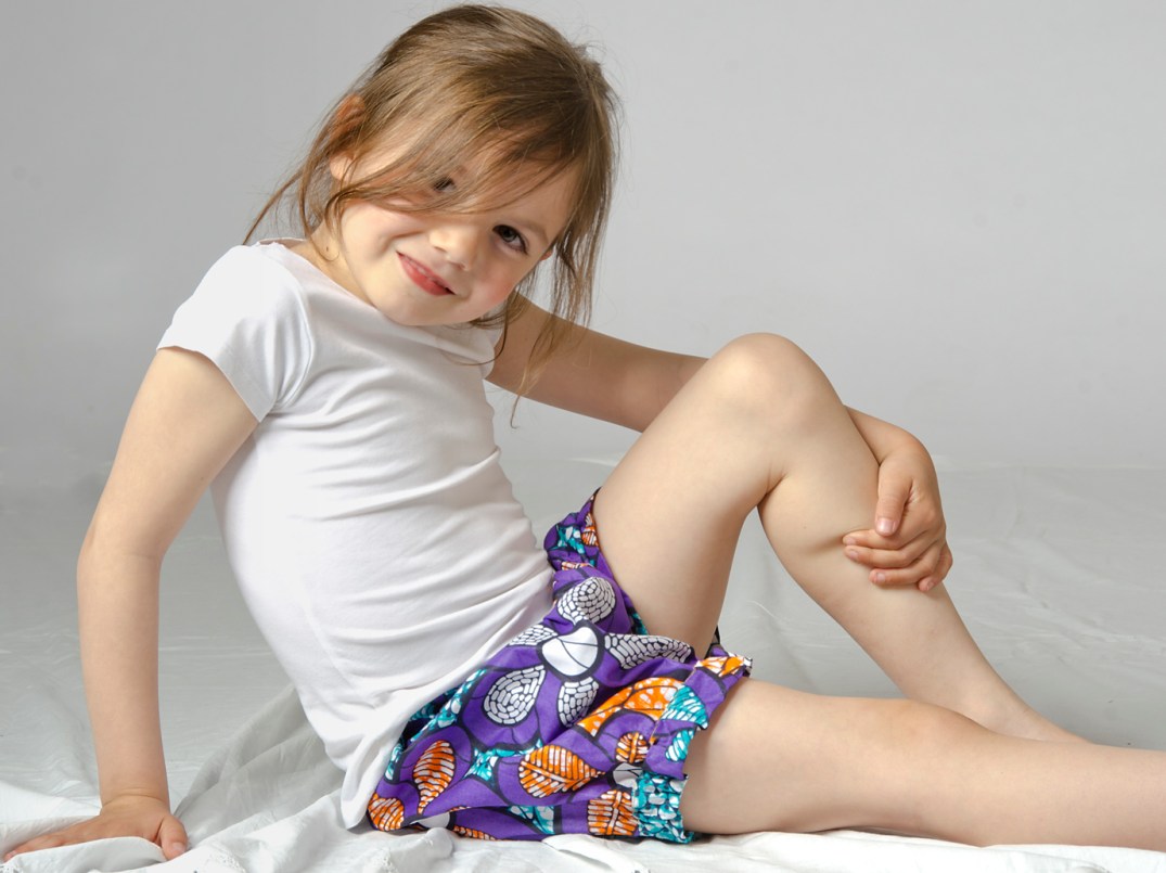 SHORT FILLE.    disponible